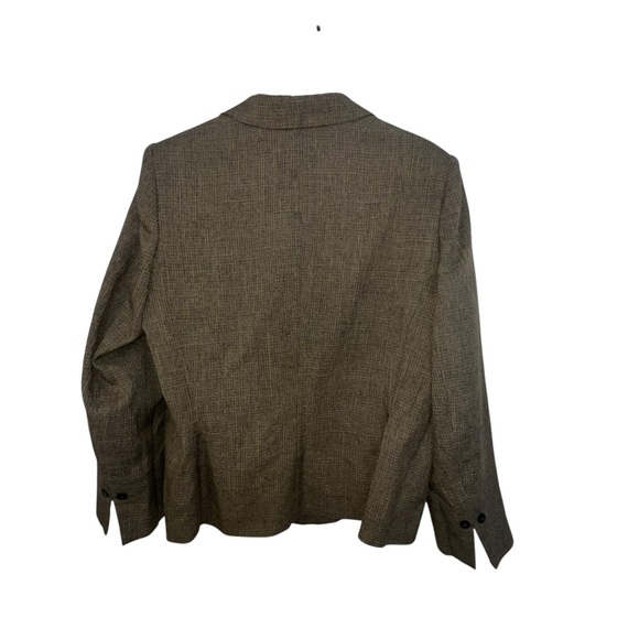 Liz Claiborne Set Textured Tan Blazer & Pants - Picture 6 of 16